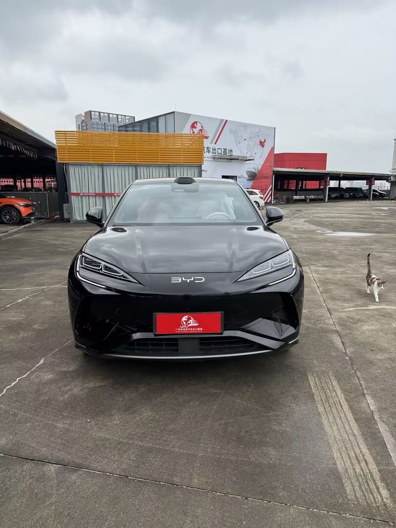BYD SEALION 07 EV