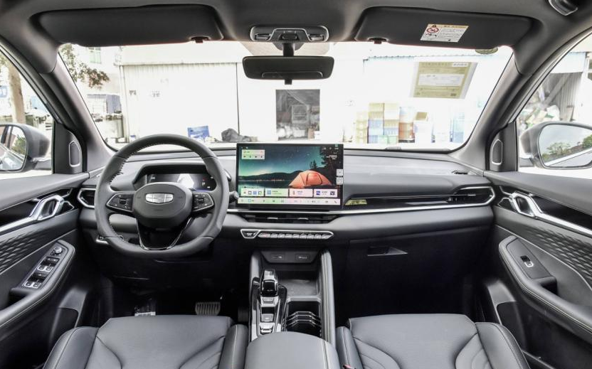 Geely Binyue coolray 1.5L Manual Super Power Edition