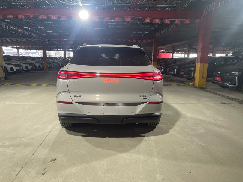 BYD SEA LION O6 EV