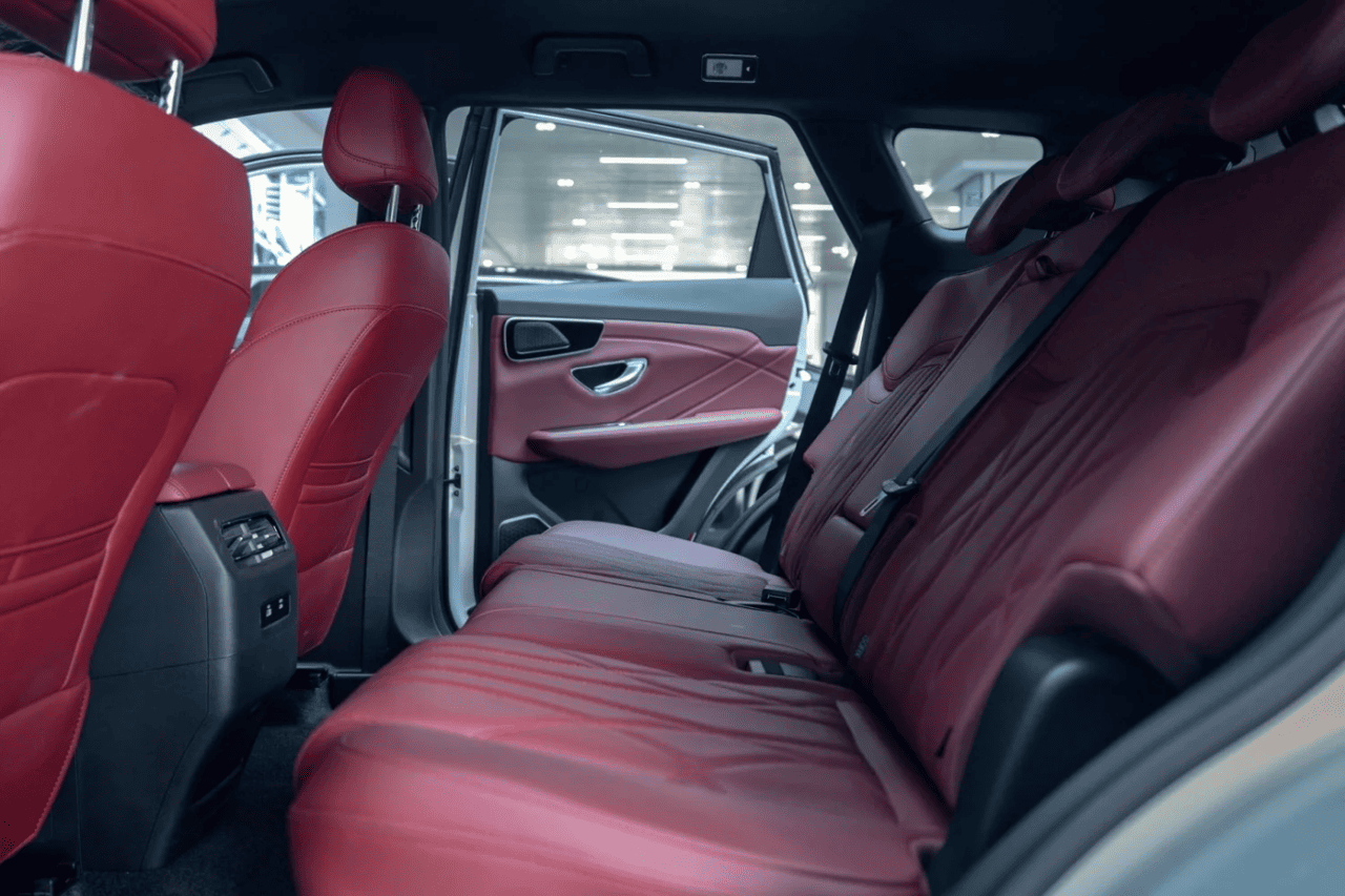 Jetour X70 PLUS 1.5T Flagship 2026 Model