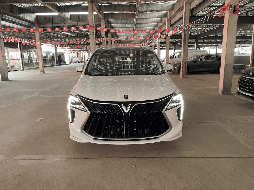 Dongfeng Forthing Yacht 2026, monospace 7 places, 1,5 L Turbo DCT, van familial de luxe | Véhicule d'exportation de Chine