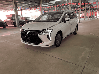 Dongfeng Forthing Yacht 2026, monospace 7 places, 1,5 L Turbo DCT, van familial de luxe | Véhicule d'exportation de Chine
